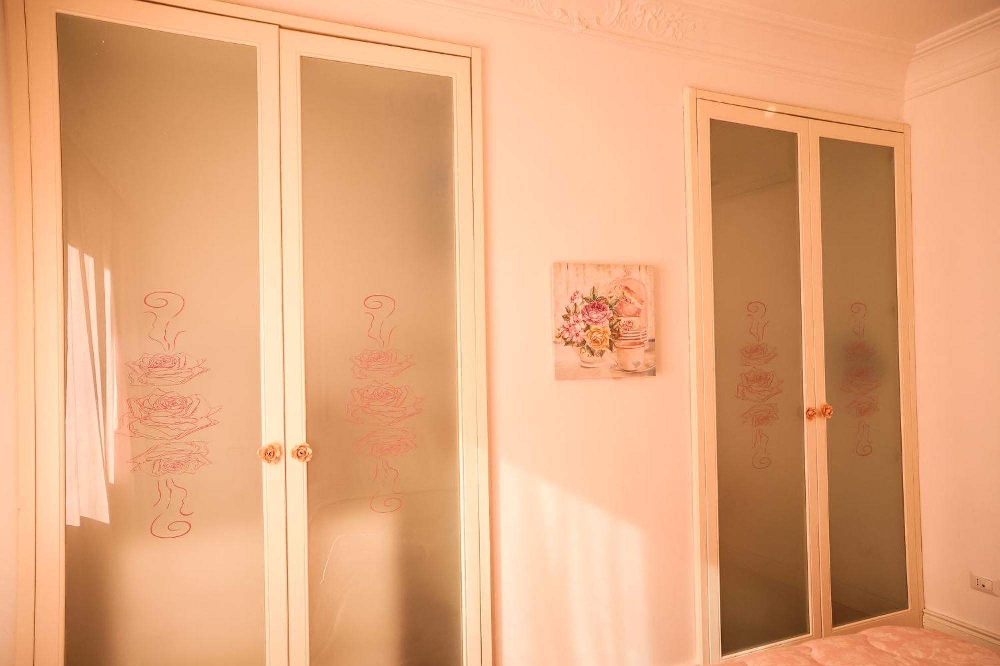 Grace'S Home In The City Center Napoli Esterno foto