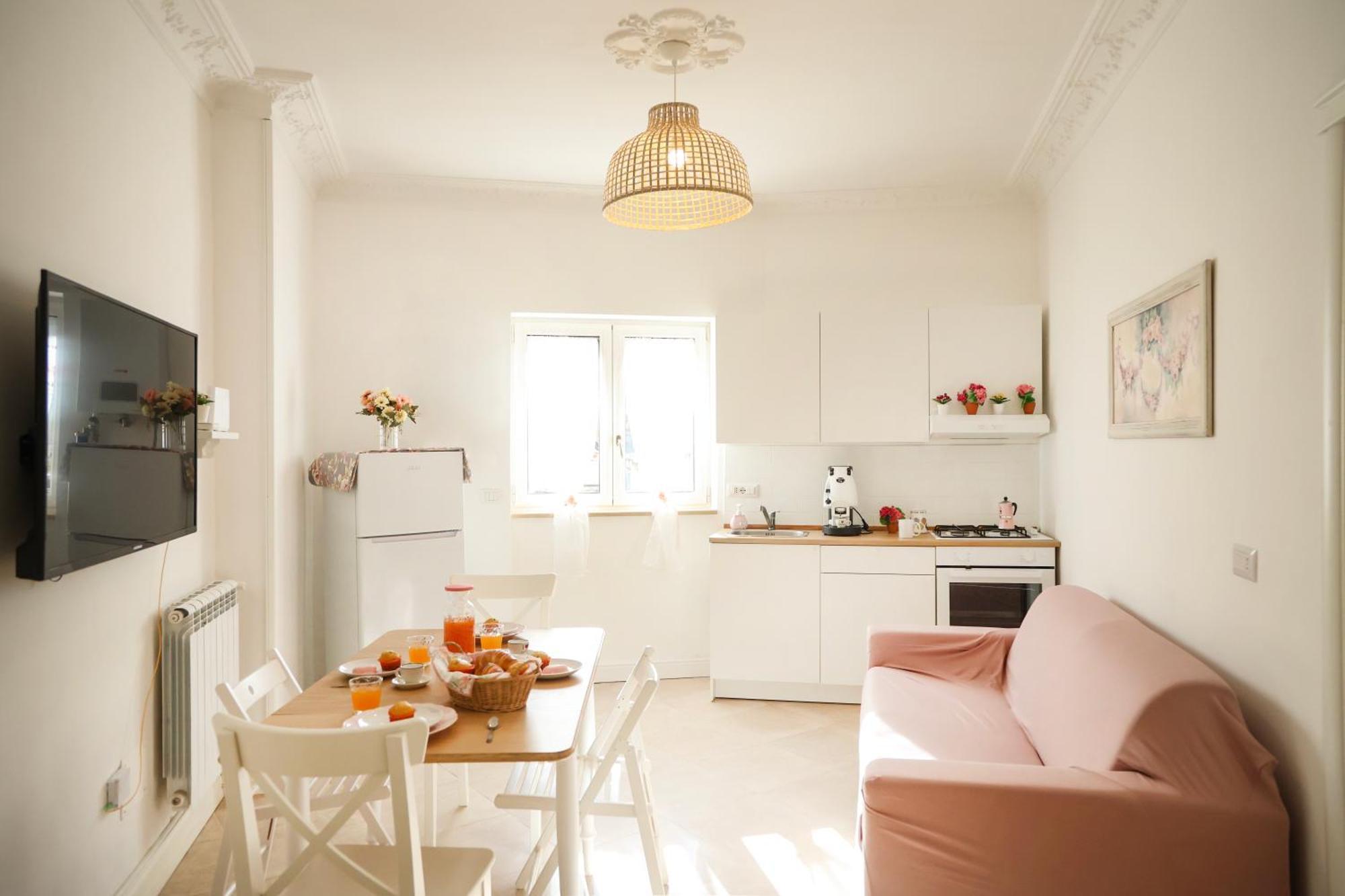 Grace'S Home In The City Center Napoli Esterno foto
